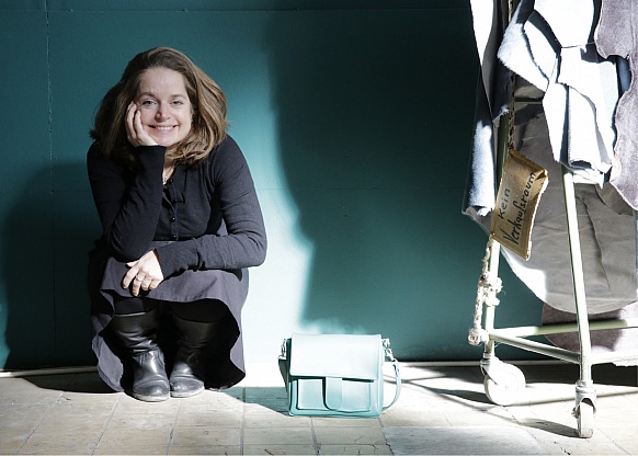 Zwölfte Koje links, Schneiderin Christiane Rüttiger