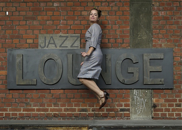 Zwölfte Koje links, Schneiderin Christiane Rüttiger